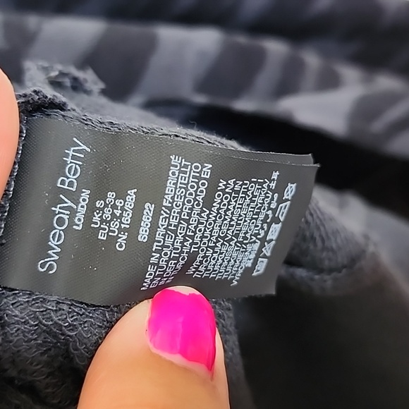 Sweaty Betty Camo After Class Sweatshirt Size S - Picture 8 of 8